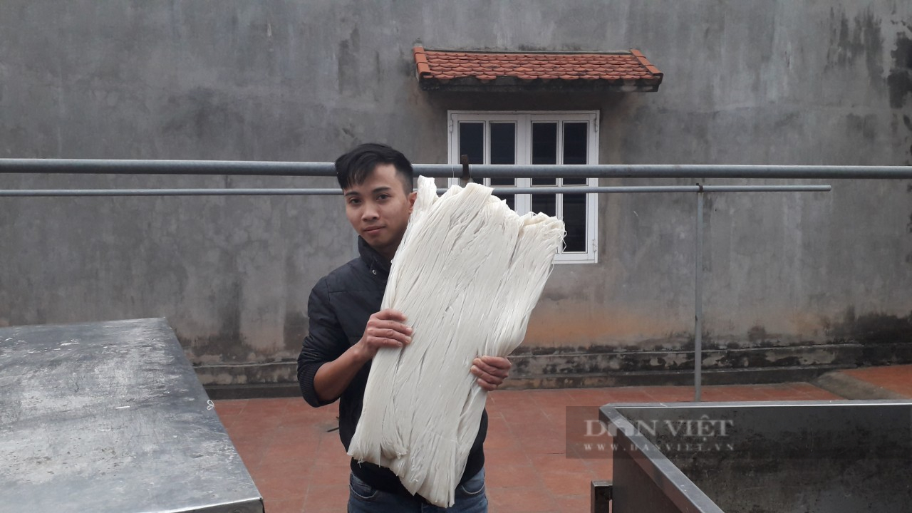 Thái Nguyên: Rời chốn phố thị, thanh niên trẻ về quê khởi nghiệp với nghề làm bún khô  - Ảnh 5.
