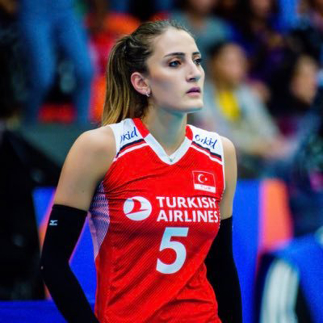 7 mỹ nhân bóng chuyền đẹp nhất Thổ Nhĩ Kỳ: Chân dài cao 1m98 xếp số 1 - Ảnh 2.