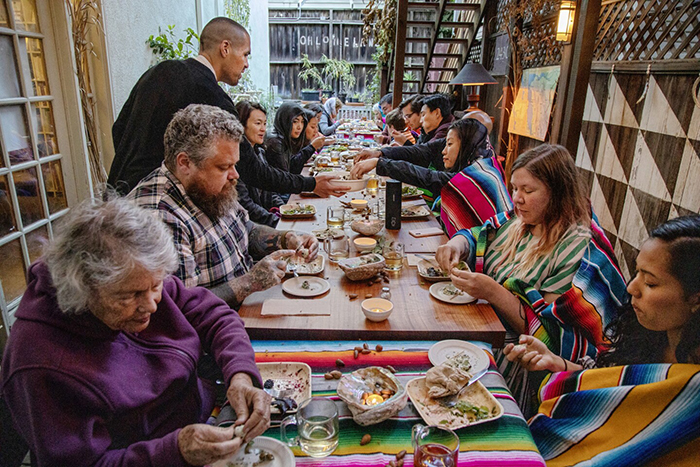 Trải nghiệm điểm đến ẩm thực thổ dân hấp dẫn khách du lịch dịp Tháng Di sản Thổ dân Mỹ - Ảnh 5.