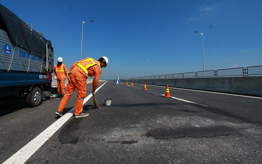 Cựu lãnh đạo VEC bị đưa ra xét xử vụ đường cao tốc vừa thông xe đã hỏng