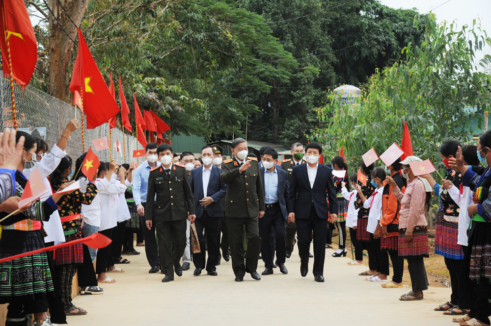 Bộ trưởng Công an Tô Lâm: Xây dựng văn hóa “thượng tôn pháp luật” trong toàn xã hội - Ảnh 4.