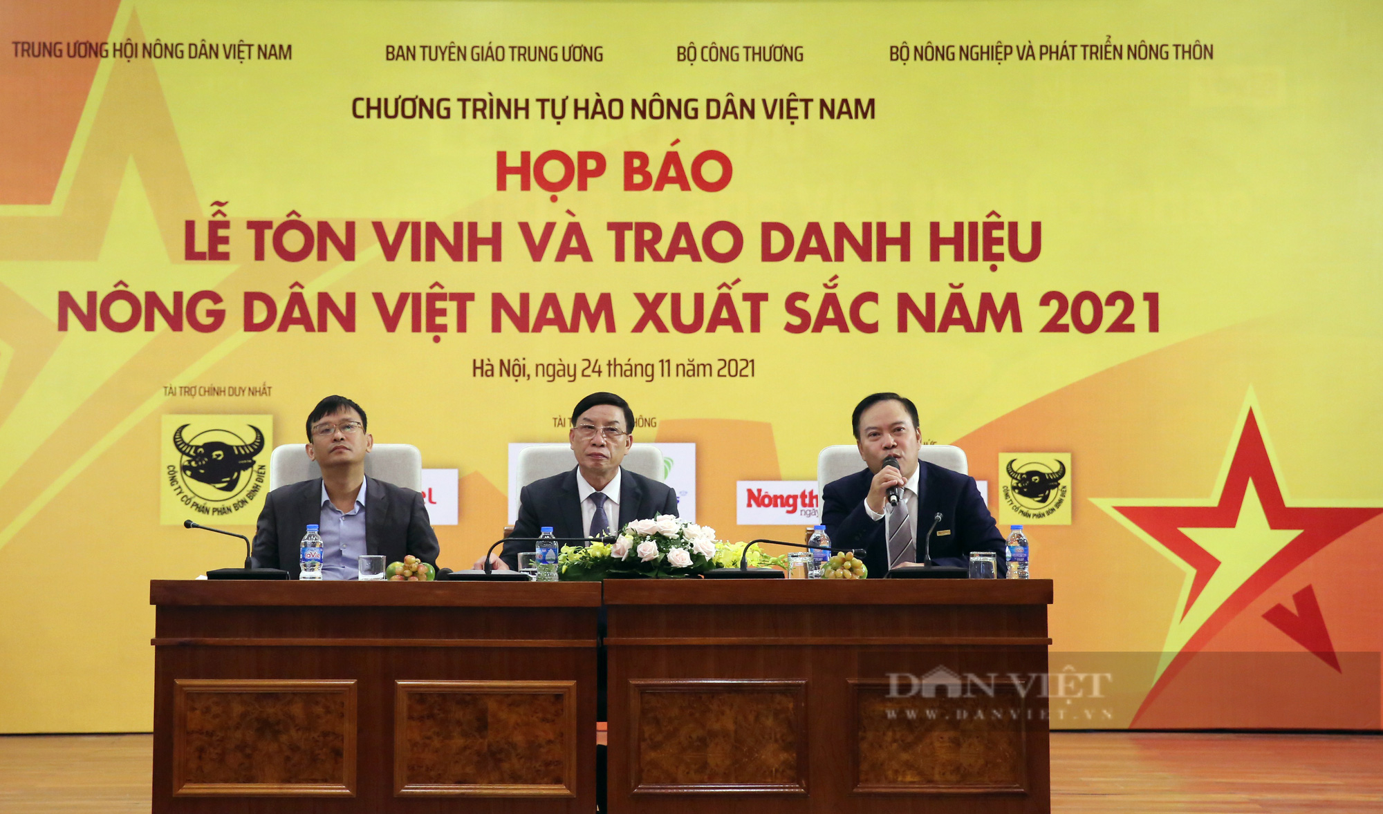 Toàn cảnh họp báo Lễ tôn vinh và trao danh hiệu Nông dân Việt Nam xuất sắc năm 2021 - Ảnh 3.