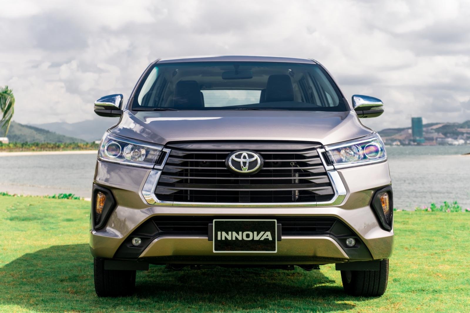 Chi phí “nuôi” Toyota Innova, xăng xe khiến người Việt “đau đầu” - Ảnh 4.