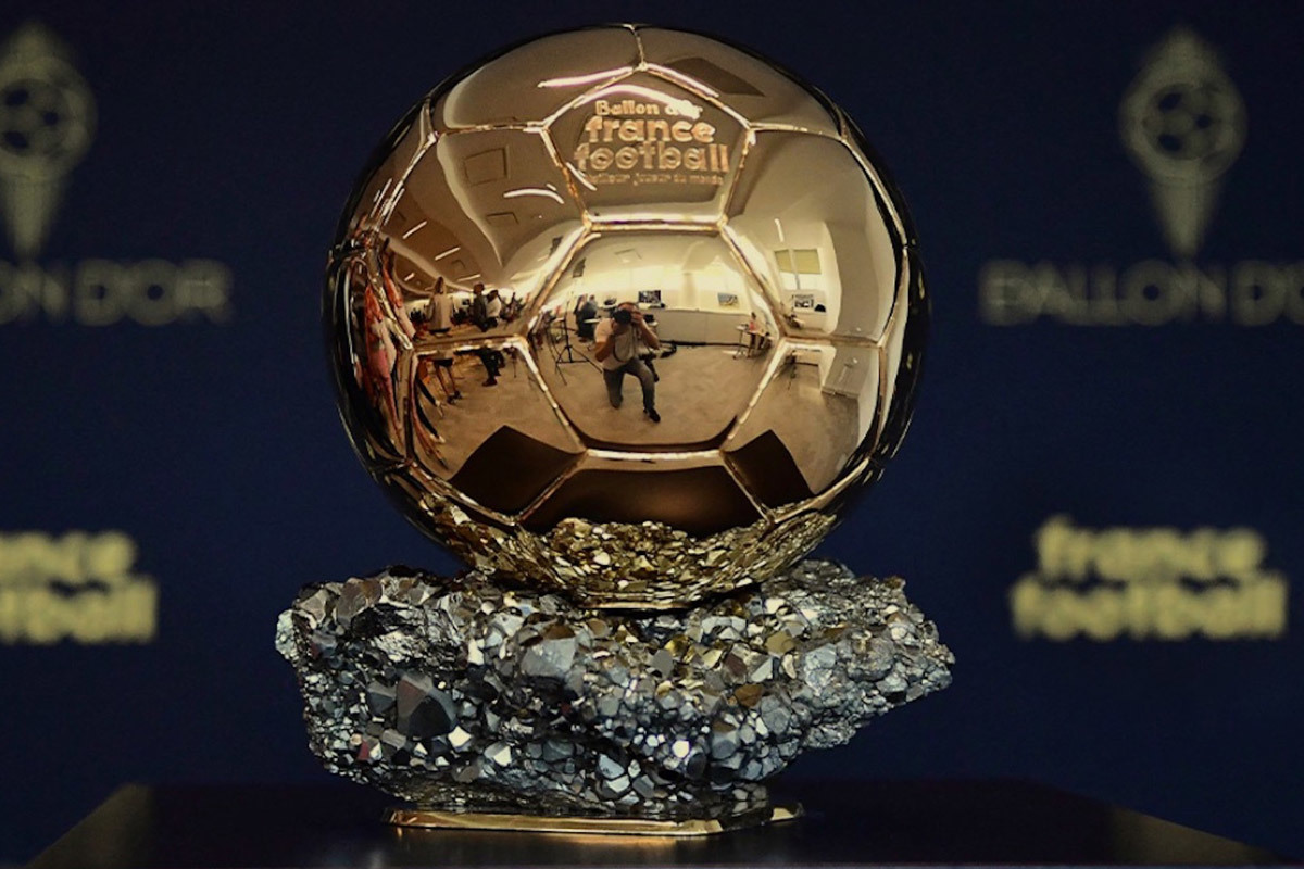 Quả Bóng Vàng 2021: Kỷ lục trường tồn cho Lionel Messi? - Ảnh 1.