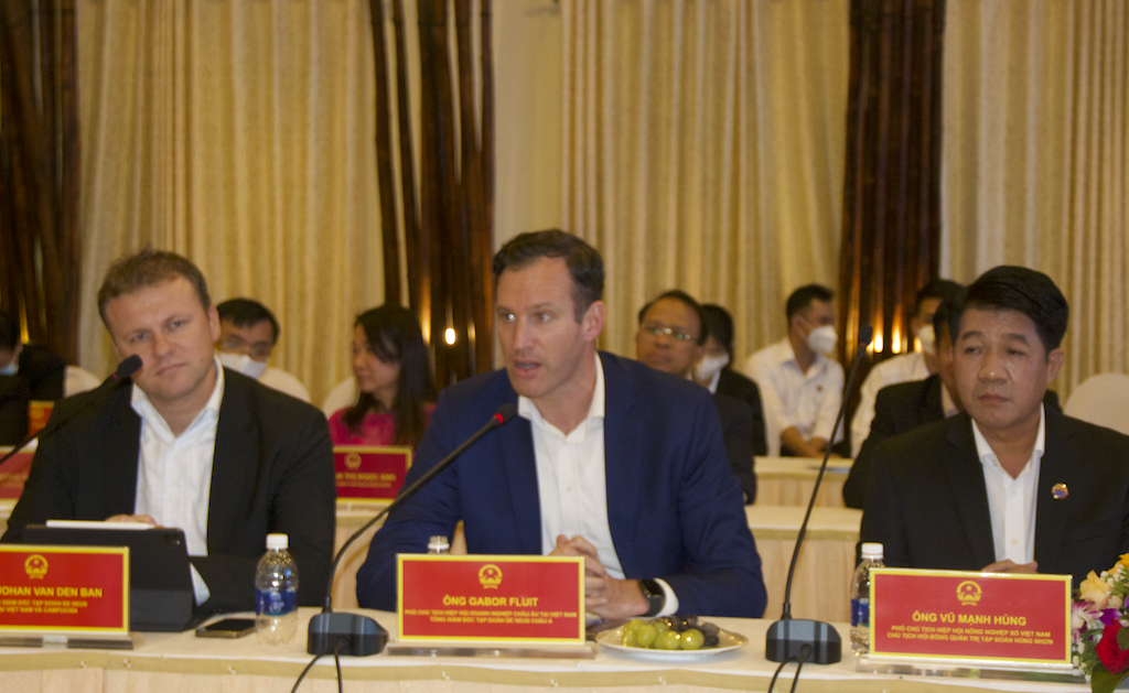 Kon Tum: Tập đoàn Hùng Nhơn và De Heus đầu tư gần 1.500 tỷ đồng vào thủ phủ sâm Ngọc Linh - Ảnh 4.
