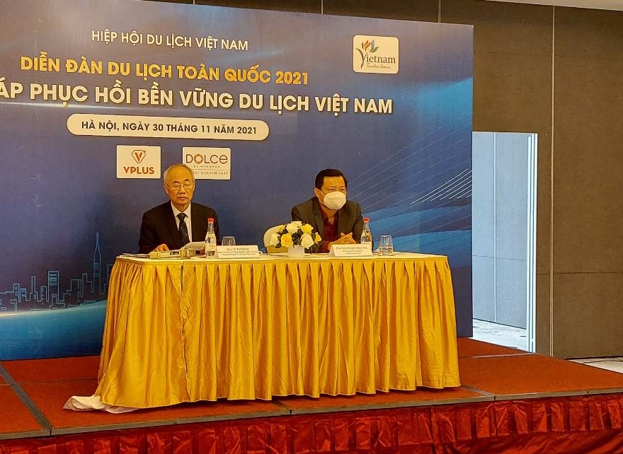 Tổng cục Du lịch nói về biến thể mới Omicron trong việc Thí điểm đón khách quốc tế đến Việt Nam - Ảnh 1.