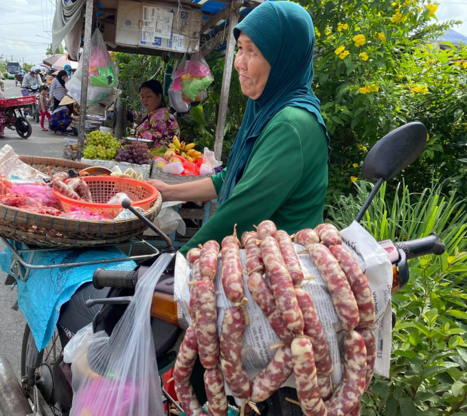 Tung lò mò - Món đặc sản bạn phải thử một lần trong đời tại An Giang - Ảnh 3.