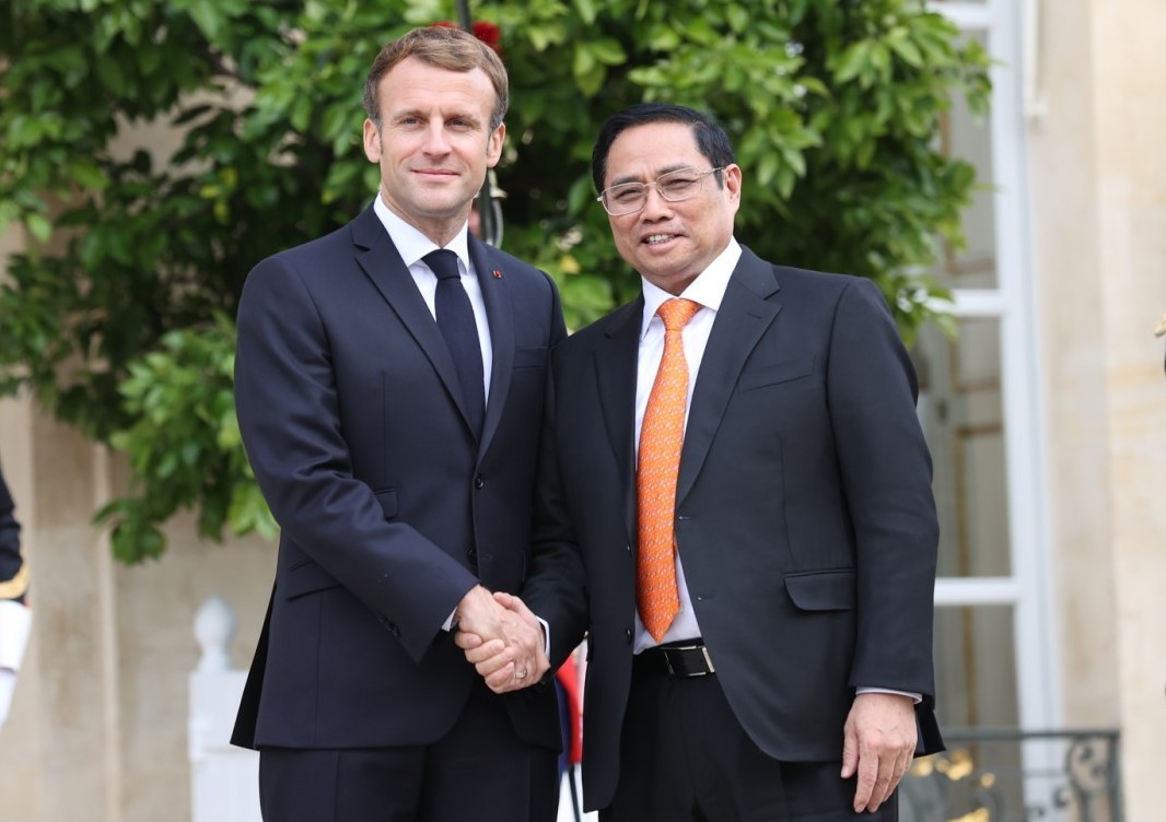 Thủ tướng Phạm Minh Chính hội kiến Tổng thống Pháp Emmanuel Macron - Ảnh 3.