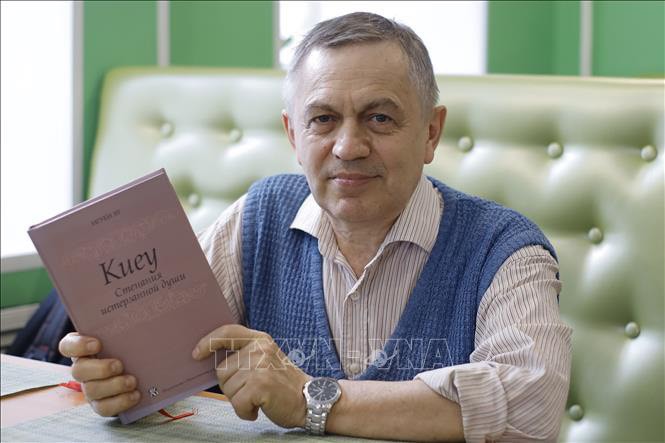 Nhà Việt Nam học người Nga Anatoli Sokolov:  “Tôi không bao giờ hối tiếc vì đã chọn Việt Nam” - Ảnh 1.