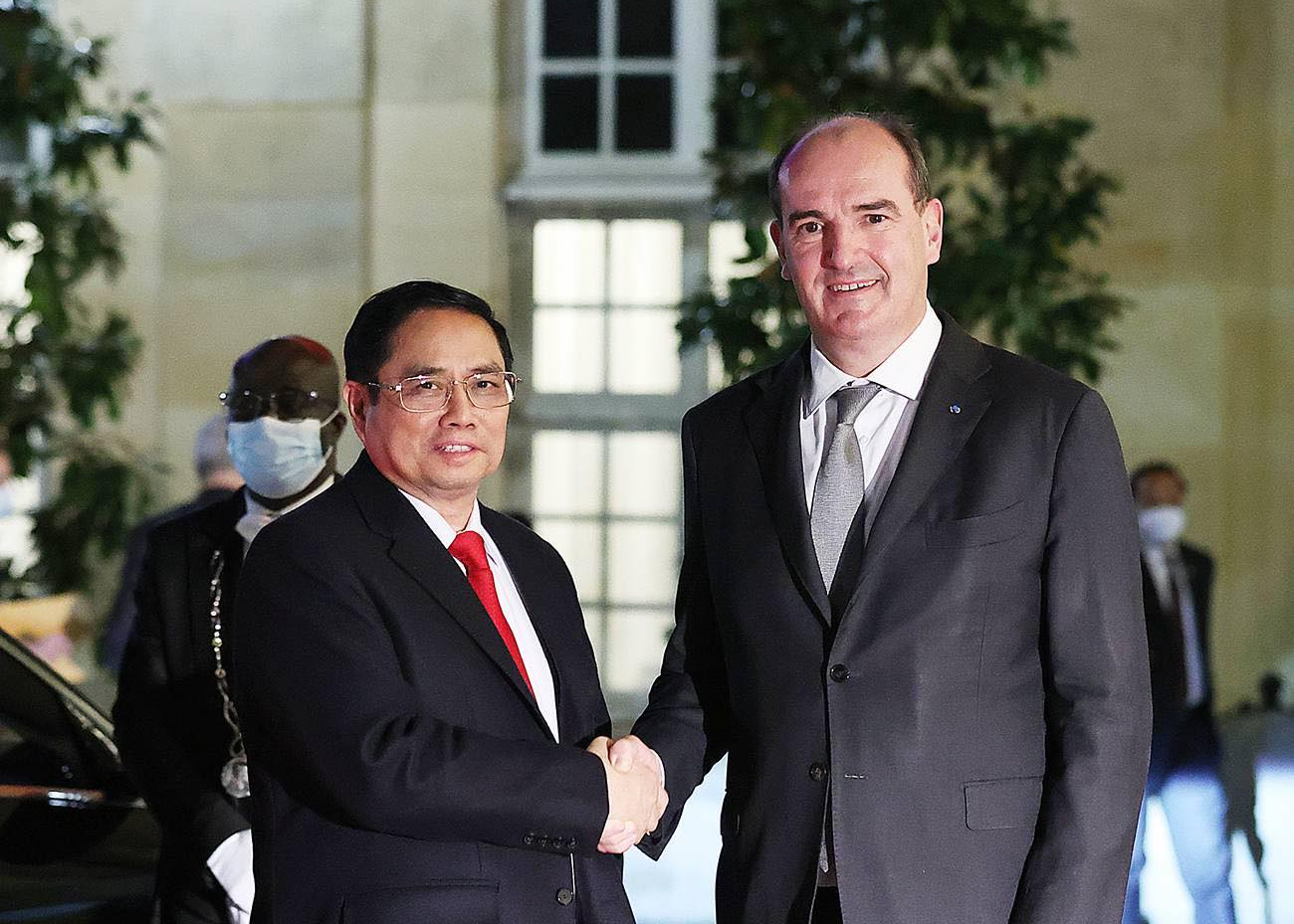Thủ tướng Phạm Minh Chính dự COP26 và thăm chính thức Pháp: Chuyến đi thể hiện trách nhiệm, uy tín, thực chất - Ảnh 3.