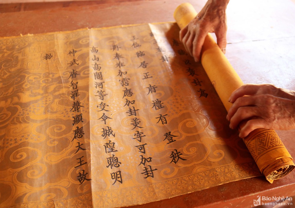 Độc đáo nhà thờ họ Nguyễn Thịnh đại tôn ở Nghệ An lưu giữ 11 sắc phong cổ quý hiếm - Ảnh 5.