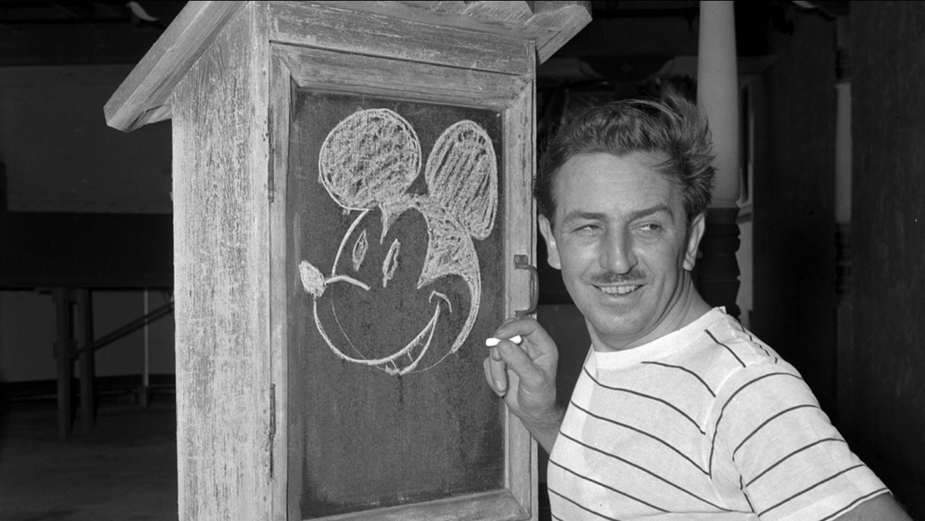 Walt Disney - Tiểu sử và sự thật xác ướp tái sinh của cha đẻ chuột Mickey - Ảnh 4.