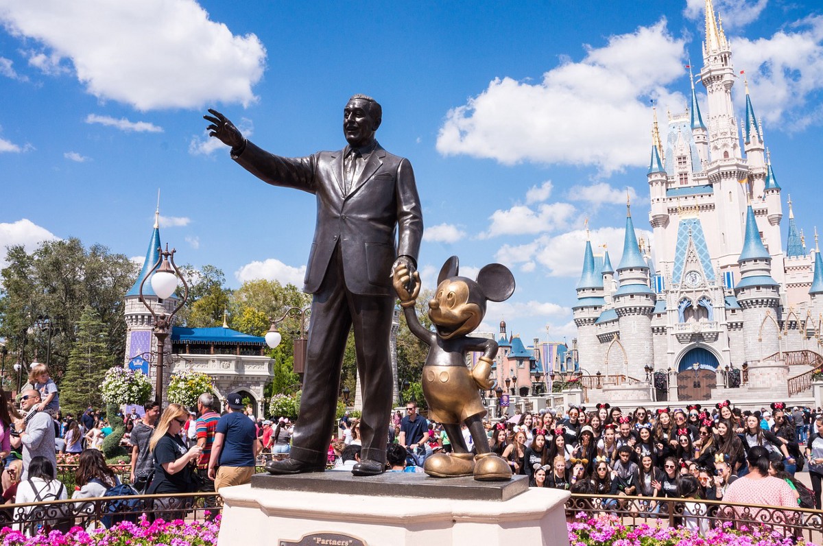 Walt Disney - Tiểu sử và sự thật xác ướp tái sinh của cha đẻ chuột Mickey - Ảnh 5.