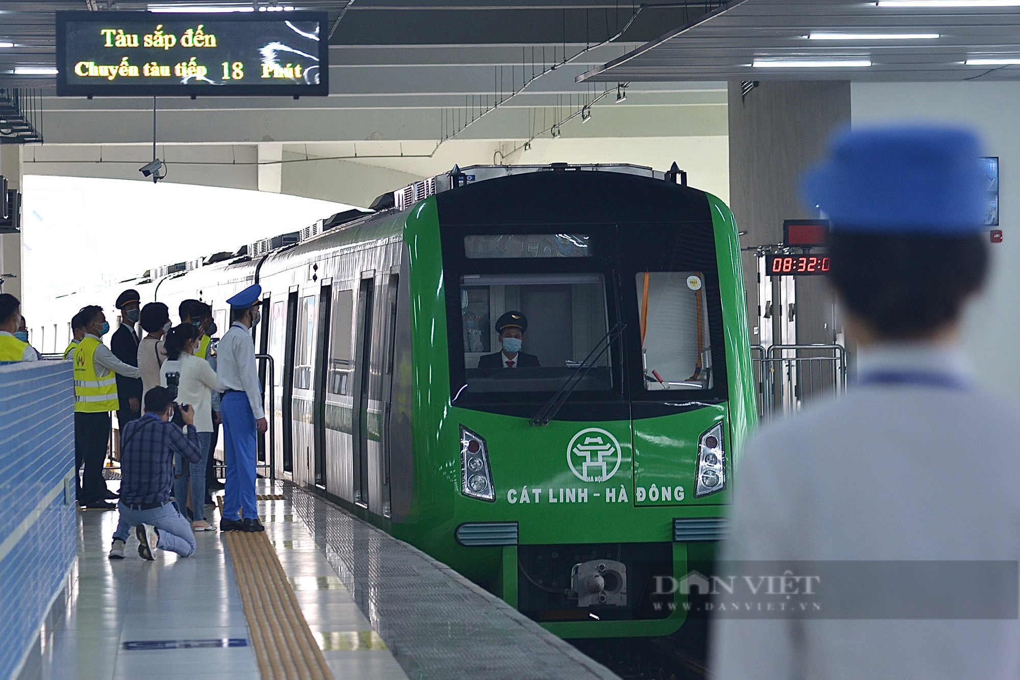 Ngày đầu vận hành, đường sắt Cát Linh - Hà Đông phục vụ 25.680 lượt hành khách - Ảnh 1.