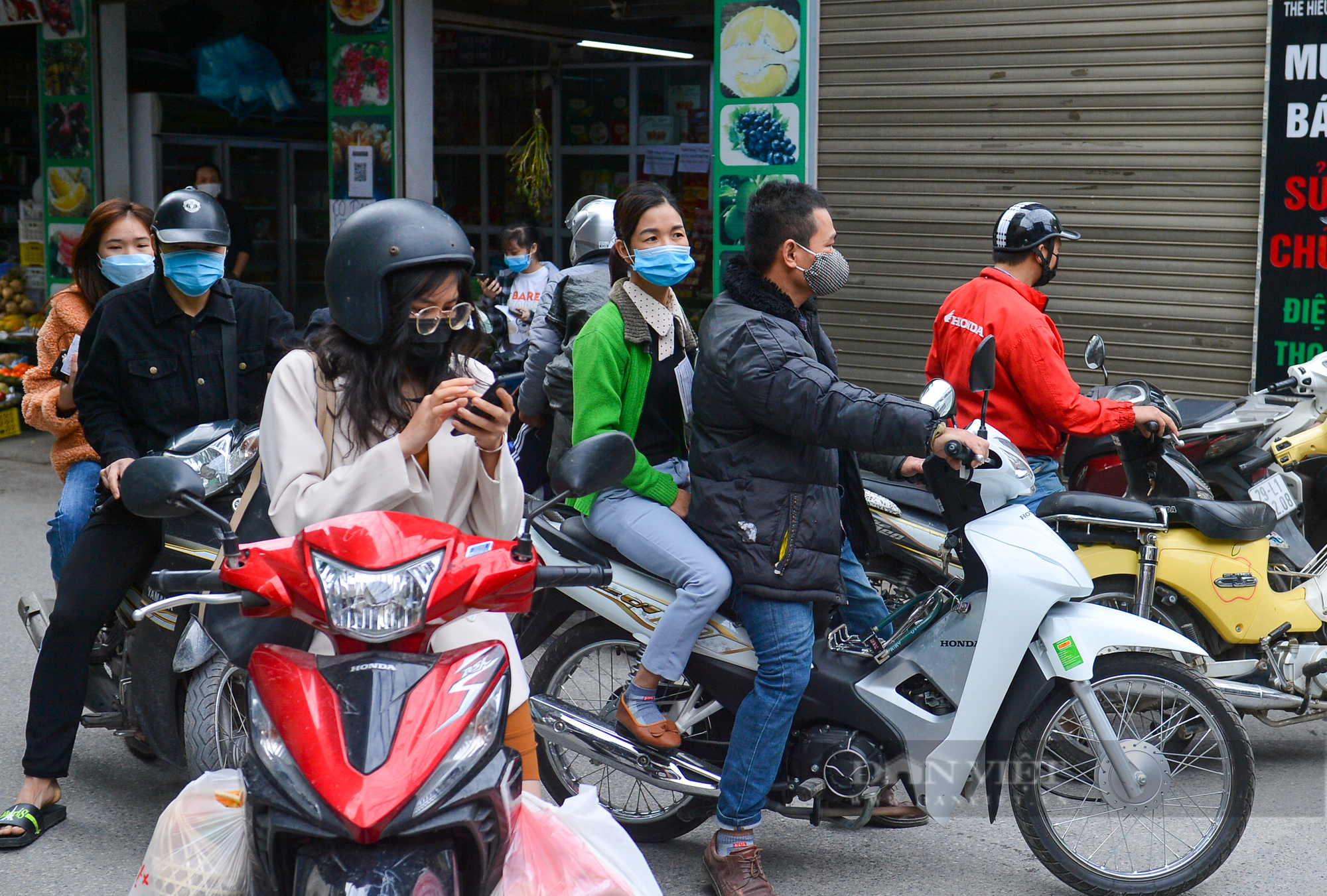Hà Nội: Khẩn trương phong tỏa, truy vết ổ dịch mới có 50 F0 tại phường Phú Đô - Ảnh 7.