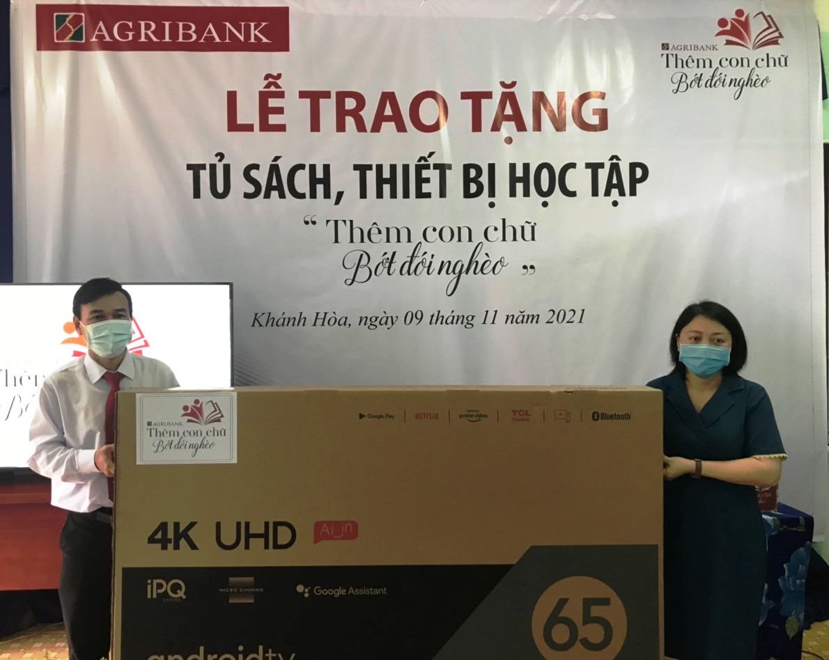 Khánh Hòa: “Thêm con chữ, bớt đói nghèo” cho học sinh có hoàn cảnh khó khăn - Ảnh 2.