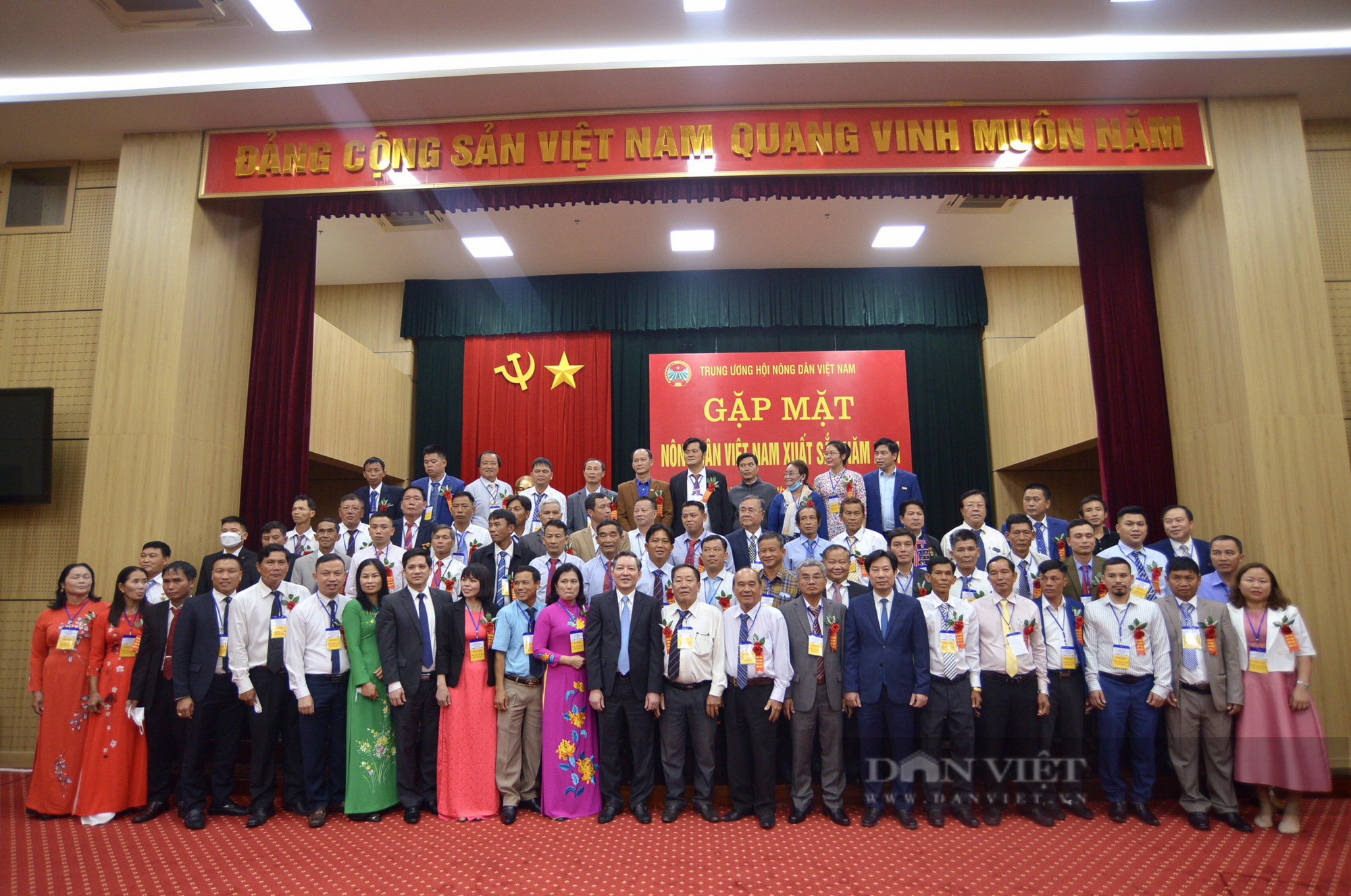 Ảnh: Thường trực Trung ương Hội Nông dân Việt Nam gặp mặt nông dân xuất sắc năm 2021 - Ảnh 12.