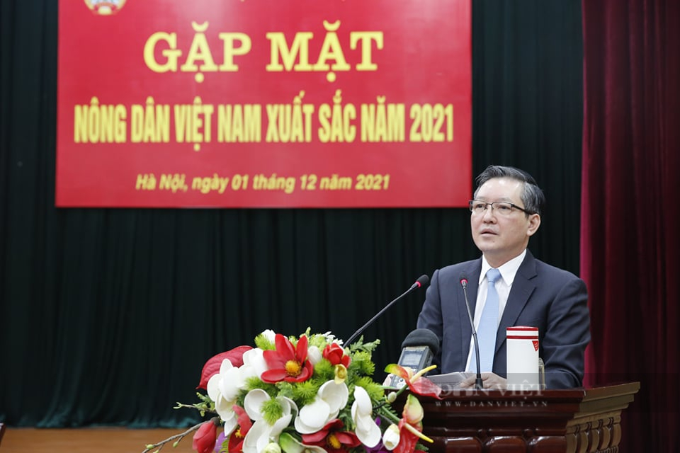 Chủ tịch Hội NDVN Lương Quốc Đoàn gặp mặt đoàn đại biểu Nông dân Việt Nam xuất sắc: Những chia sẻ từ đáy lòng- Ảnh 1.
