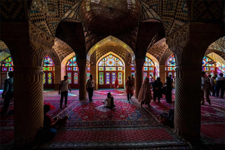 Những cung điện thánh địa tuyệt đẹp của Iran - Ảnh 10.