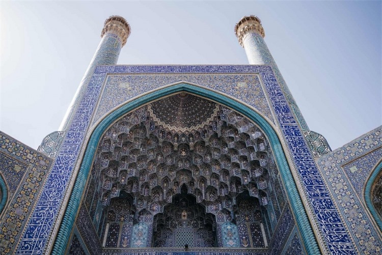 Những cung điện thánh địa tuyệt đẹp của Iran - Ảnh 4.