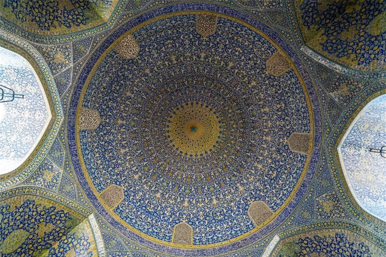 Những cung điện thánh địa tuyệt đẹp của Iran - Ảnh 5.
