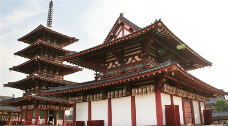 Bí quyết tồn tại suốt 1.400 năm của một nhà thầu Nhật Bản: Chuyên xây chùa chiền - Ảnh 1.