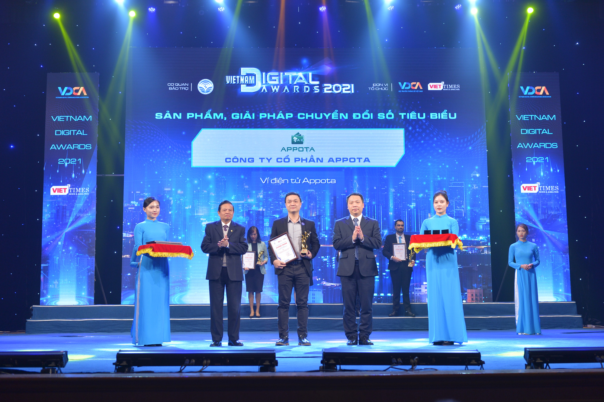 Appotapay nhận giải thưởng chuyển đổi số Việt Nam (Vietnam Digital Awards 2021) - Ảnh 1.
