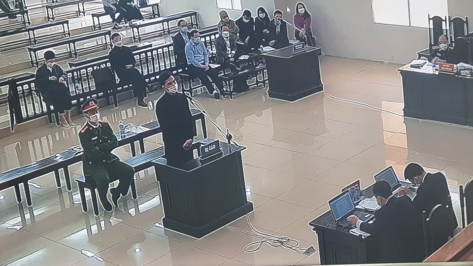 Nửa tiếng kêu oan tại tòa của ông Nguyễn Đức Chung - Ảnh 2.