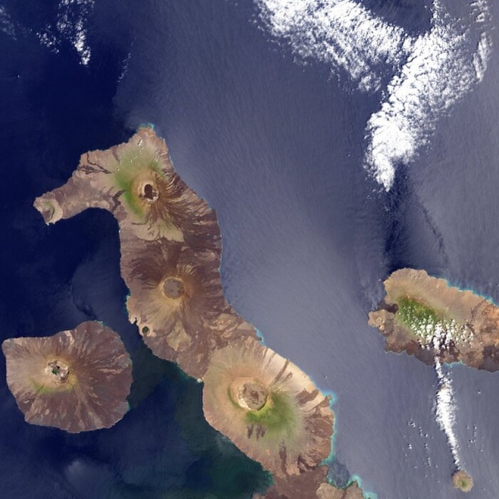 Những hòn đảo có hình dạng độc đáo nhất thế giới  - Ảnh 5.