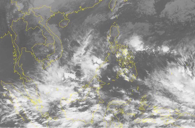 Bão số 9 cực mạnh có tên Odette sắp vào biển Đông, sẽ ảnh hưởng trực tiếp tới các tỉnh miền Trung nước ta - Ảnh 2.
