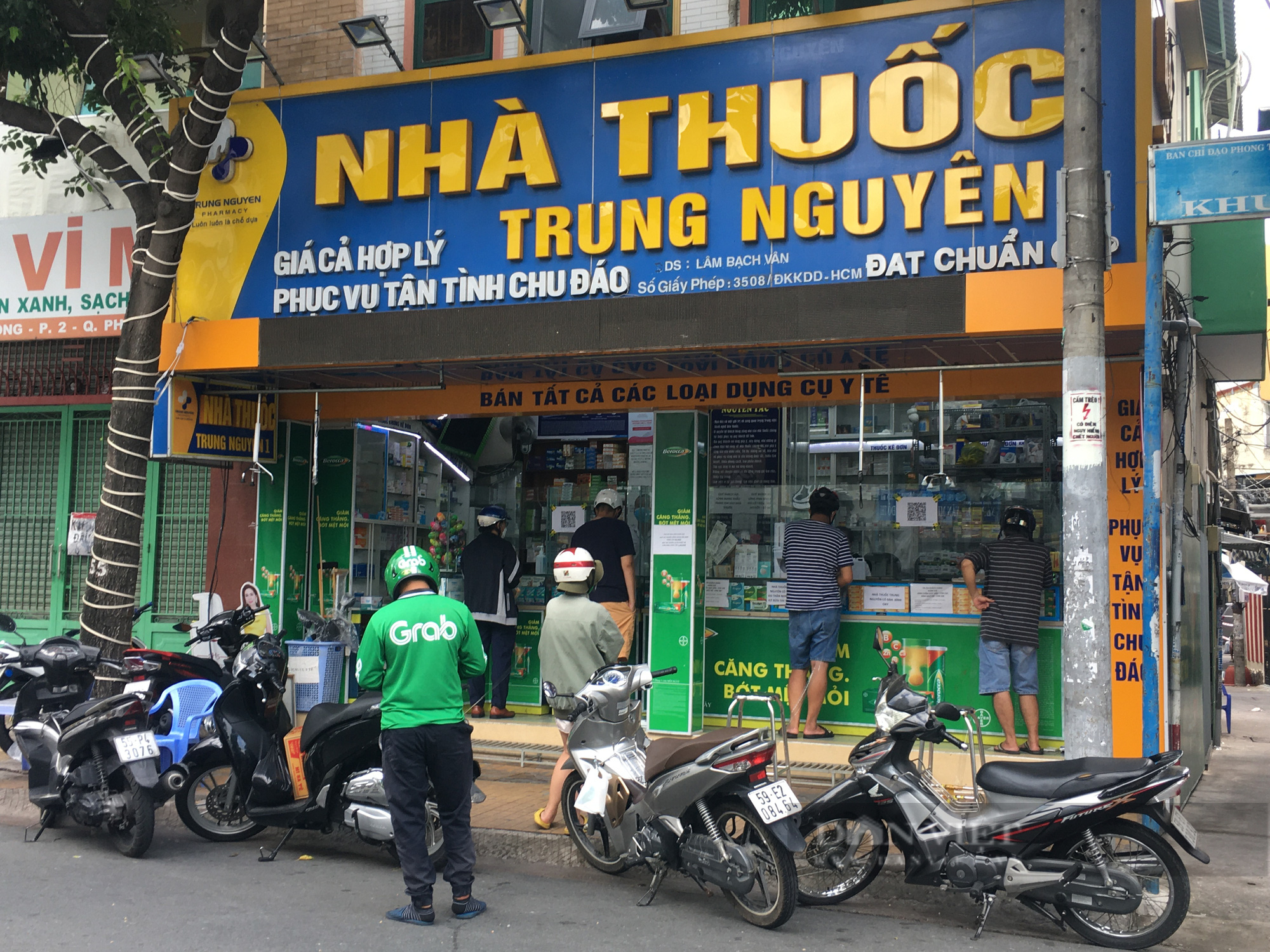 TP.HCM: Huy động 6.500 nhà thuốc tư nhân tham gia chăm sóc F0 - Ảnh 1.