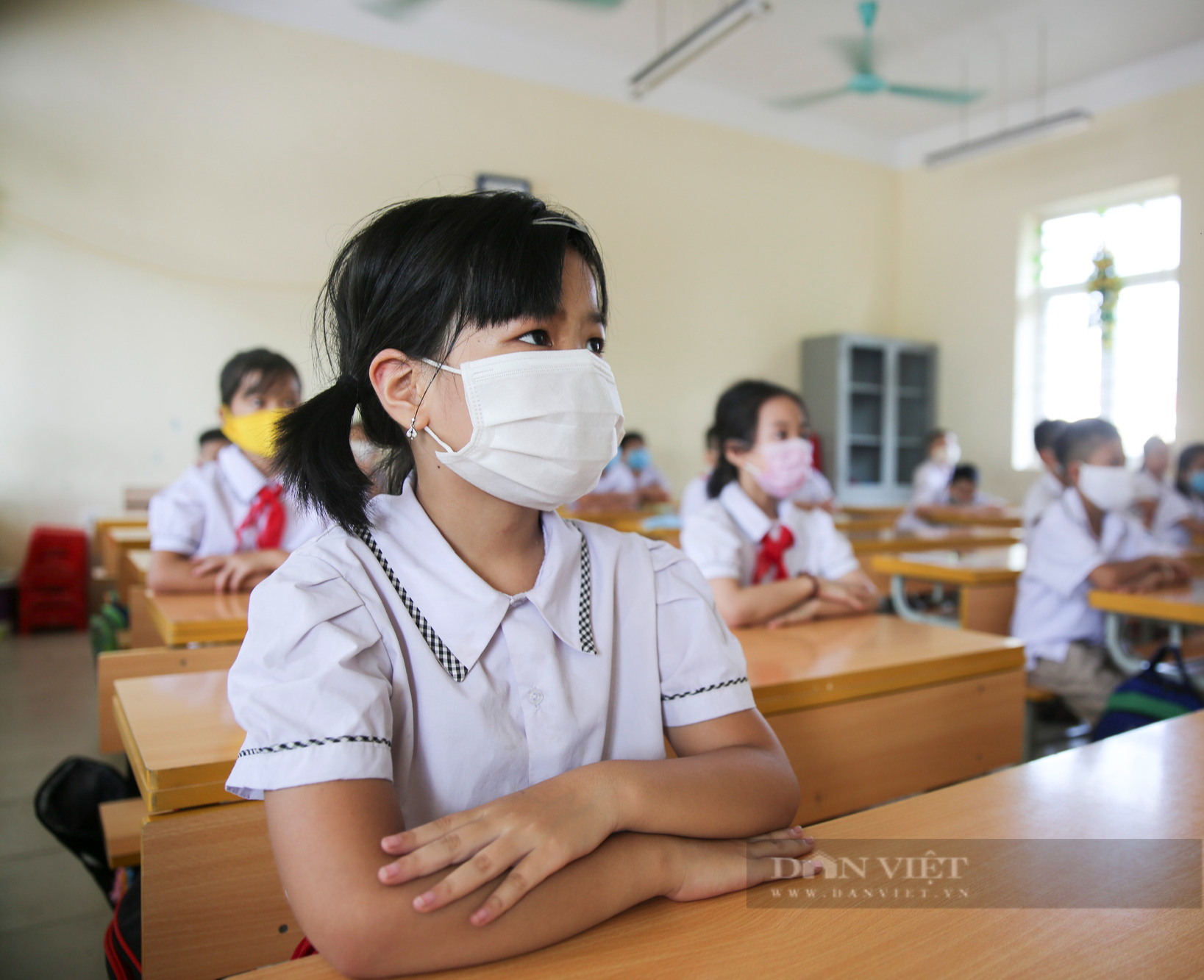 Các trường ở Hà Nội lên kế hoạch cho học sinh lớp 1, lớp 2 sẽ kiểm tra cuối học kỳ 1 trực tiếp - Ảnh 1.