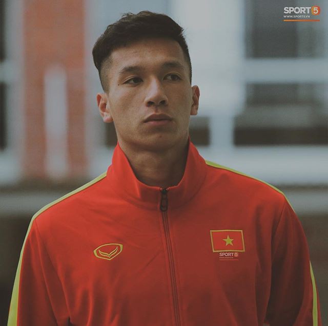 Sài Gòn FC chiêu mộ cầu thủ thứ 13: Là cựu trung vệ U23 Việt Nam điển trai cao 1m80 - Ảnh 2.