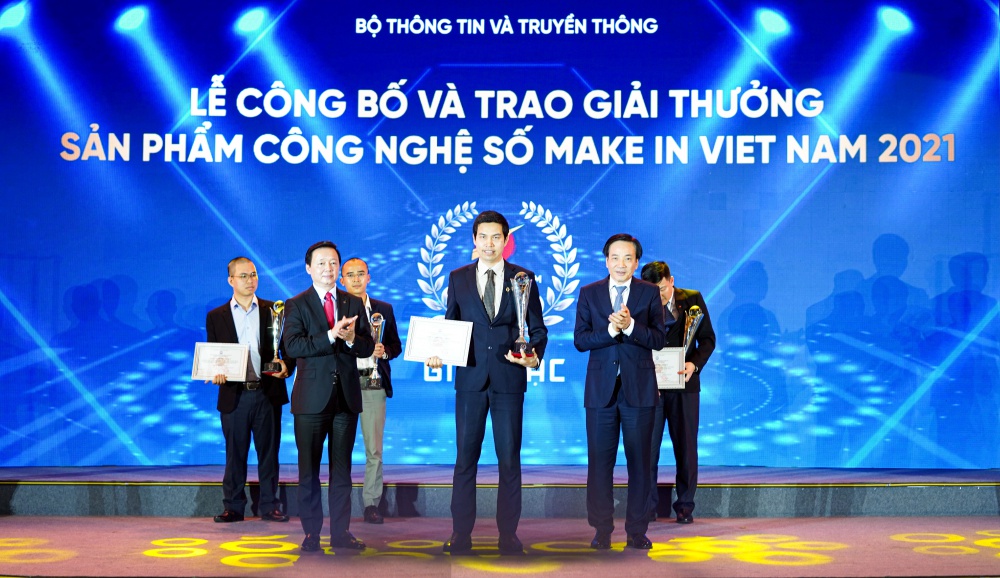 MISA achieved a resounding achievement at the Make In Vietnam Awards 2021 - Photo 1.