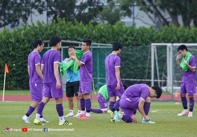 Tin sáng (15/12): Thầy Park làm 1 điều, cả ĐT Việt Nam biến thành... HLV - Ảnh 1.