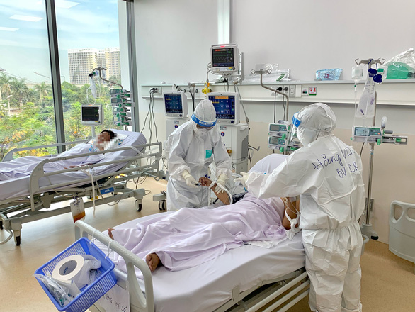 Bệnh viện Hồi sức Covid-19 TP.HCM mở thêm khoa, thêm giường bệnh do số ca mắc tăng cao - Ảnh 1.