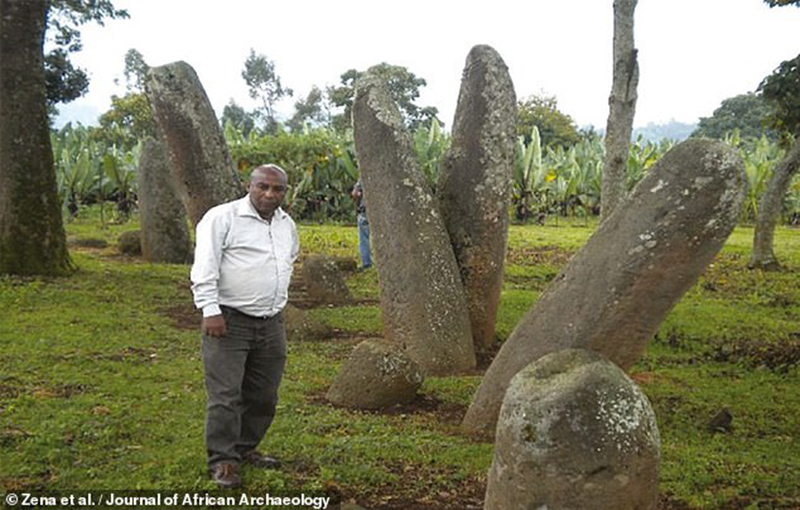 Giải mã những bí ẩn của hàng chục nghìn khối đá Phallic hình “của quý” tại Ethiopia - Ảnh 4.
