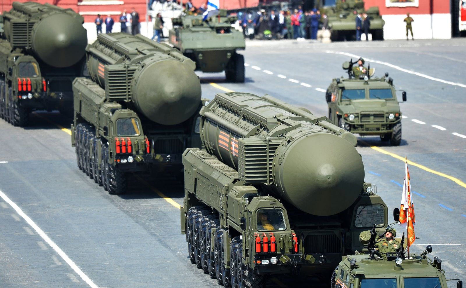 Nga dọa triển khai vũ khí hạt nhân chiến thuật nếu NATO không làm điều này - Ảnh 1.