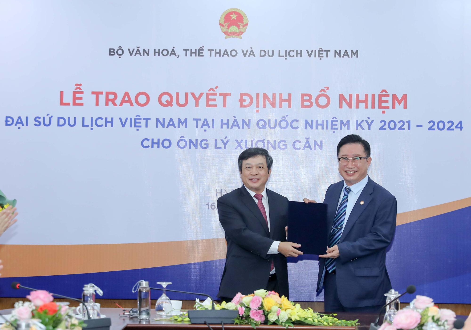 Tiếp tục bổ nhiệm ông Lý Xương Căn là đại sứ du lịch tại Hàn Quốc - Ảnh 2.