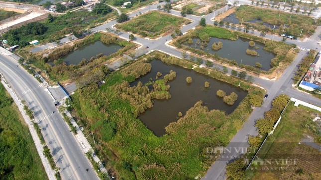 Kỷ lục đấu giá “đất vàng” ở Thủ Thiêm: Cái lợi trước mắt có thể không bù đắp được những tổn hại lâu dài - Ảnh 2.