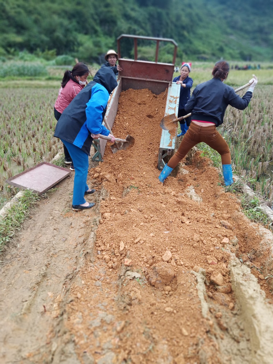 Lạng Sơn xây dựng khu dân cư kiểu mẫu. Nâng cao tiêu chí nông thôn mới. - Ảnh 2.