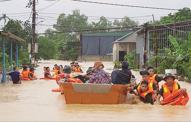 CẬP NHẬT: Siêu bão RAI tiến vào vùng biển Bình Định - Khánh Hòa rồi đổi hướng - Ảnh 5.