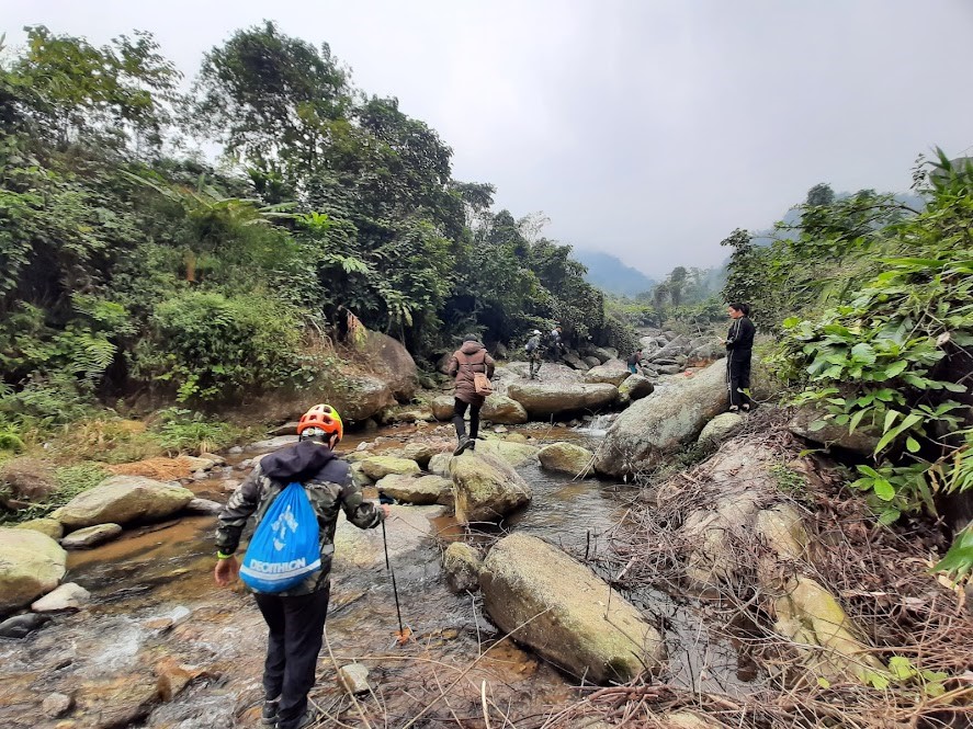 Lào Cai tổ chức giải Leo núi “ Khám phá thác Nậm Rịa – Hợp Thành” chào năm mới 2022 - Ảnh 1.