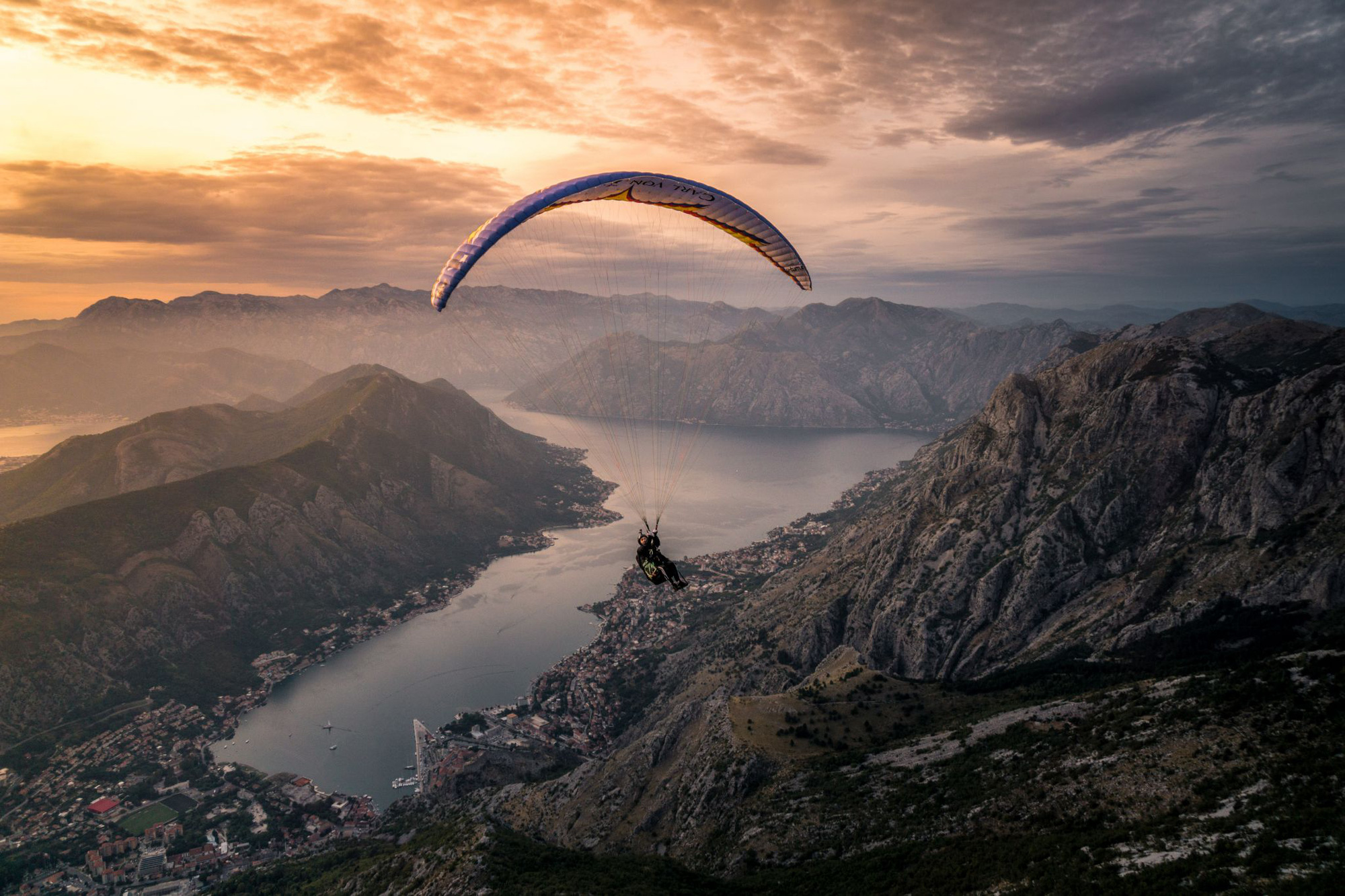 Montenegro hút du khách với trải nghiệm mạo hiểm từ môn thể thao này - Ảnh 1.