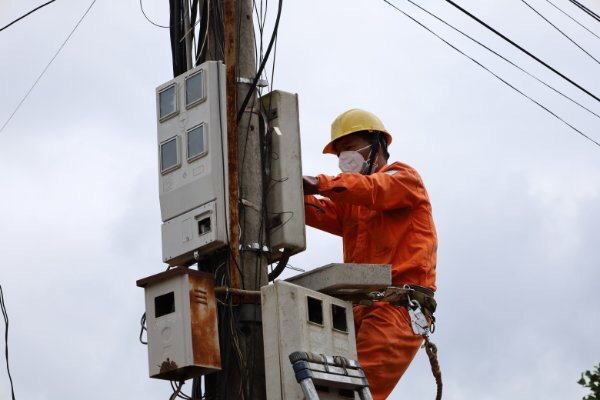 PC Đắk Lắk: Lấy khách hàng làm trung tâm trong quá trình chuyển đổi số - Ảnh 2.