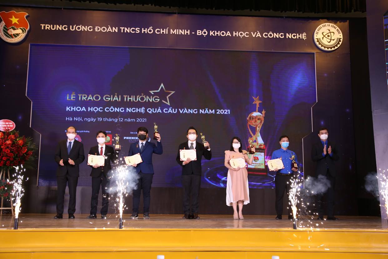 Giải thưởng Quả cầu vàng – nơi tôn vinh các tài năng trẻ Việt Nam trong lĩnh vực Khoa học công nghệ. - Ảnh 1.
