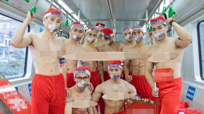 Vua Nệm bị xử phạt về nhóm thanh niên cởi trần trên tàu Cát Linh - Hà Đông - Ảnh 1. Vua Nệm bị xử phạt về nhóm thanh niên cởi trần trên tàu Cát Linh - Hà Đông - Ảnh 1.