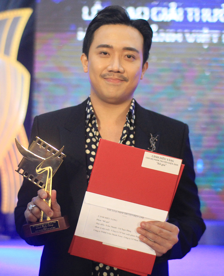 Mạnh Trường, Lương Thu Trang và Bố già xuất sắc đoạt giải Cánh diều vàng - Ảnh 1.