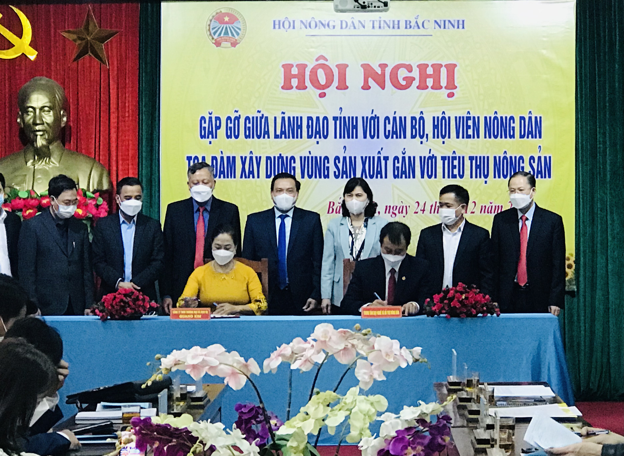 Bắc Ninh: Lãnh đạo tỉnh đối thoại, gỡ khó trong sản xuất nông nghiệp cho nông dân - Ảnh 4.