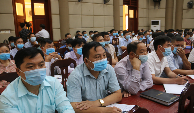 Hội Nông dân tỉnh Hòa Bình:  Cấp bách đẩy mạnh công tác tuyên tuyền phòng dịch Covid – 19 - Ảnh 1.